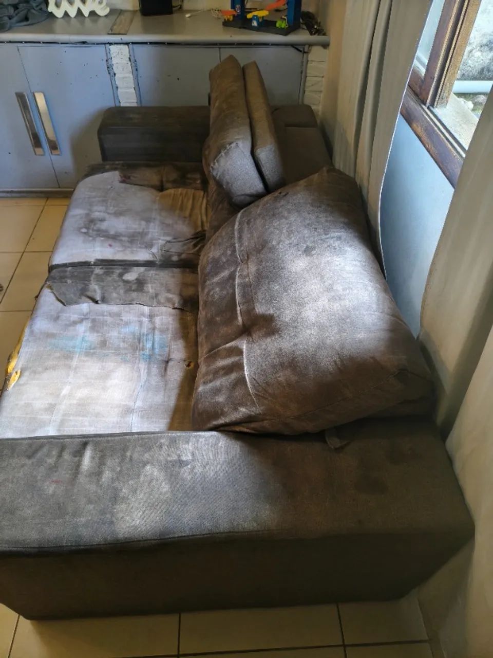 VENDO SOFÁ RETRÁTIL  - Foto 3
