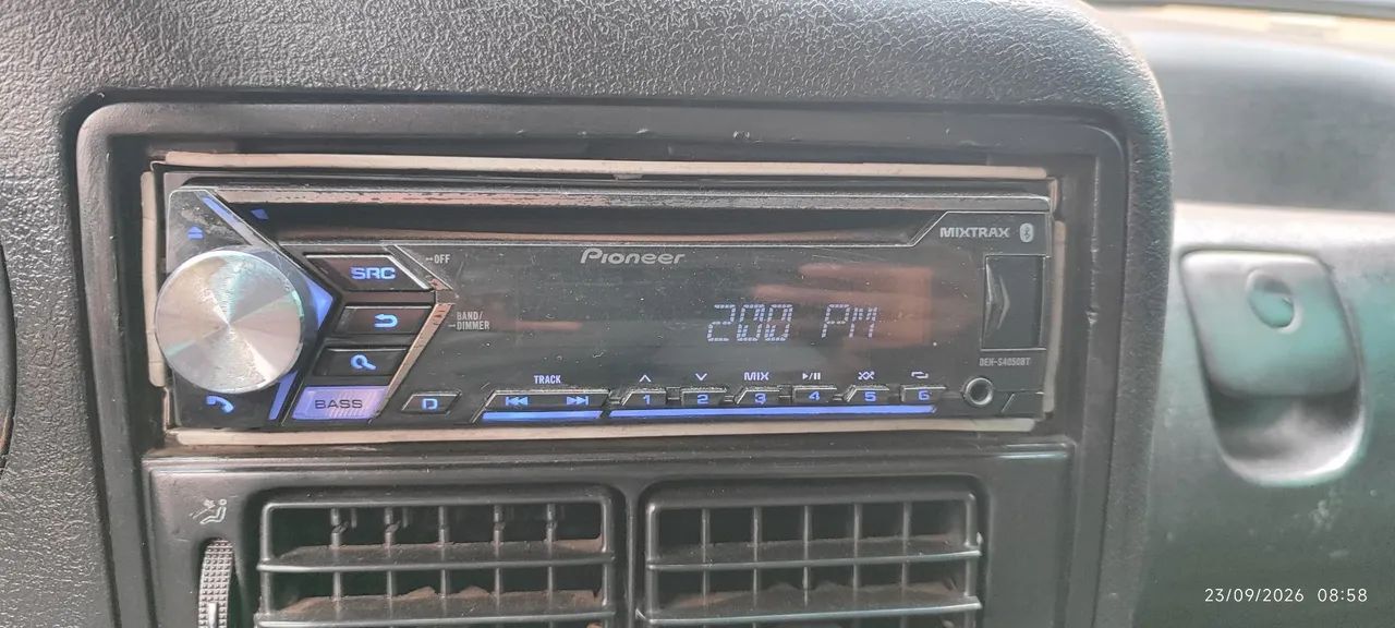 Vendo toca cd Pioneer mixtrax com bluetooth  - Foto 3