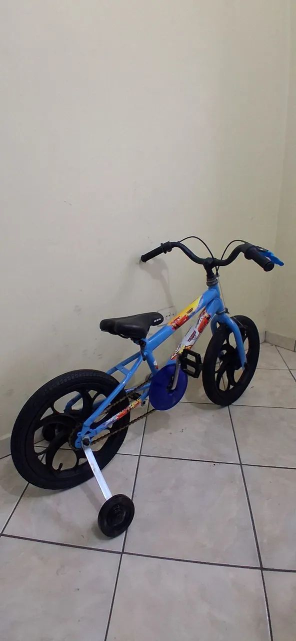 Bicicleta infantil aro 16 - Foto 4