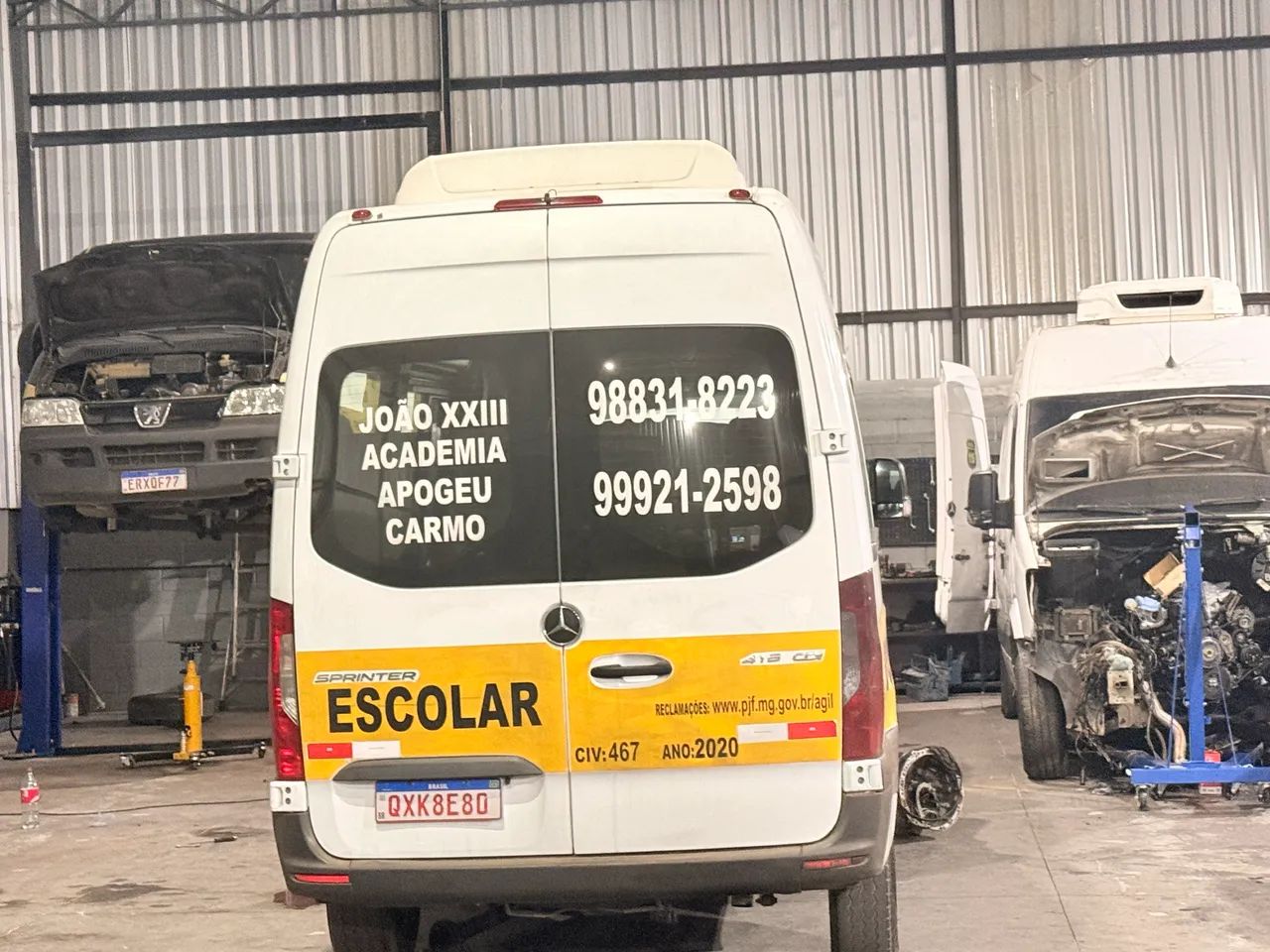 Vendo van escolar com rota , sprinter 416 com motor mwm  - Foto 3