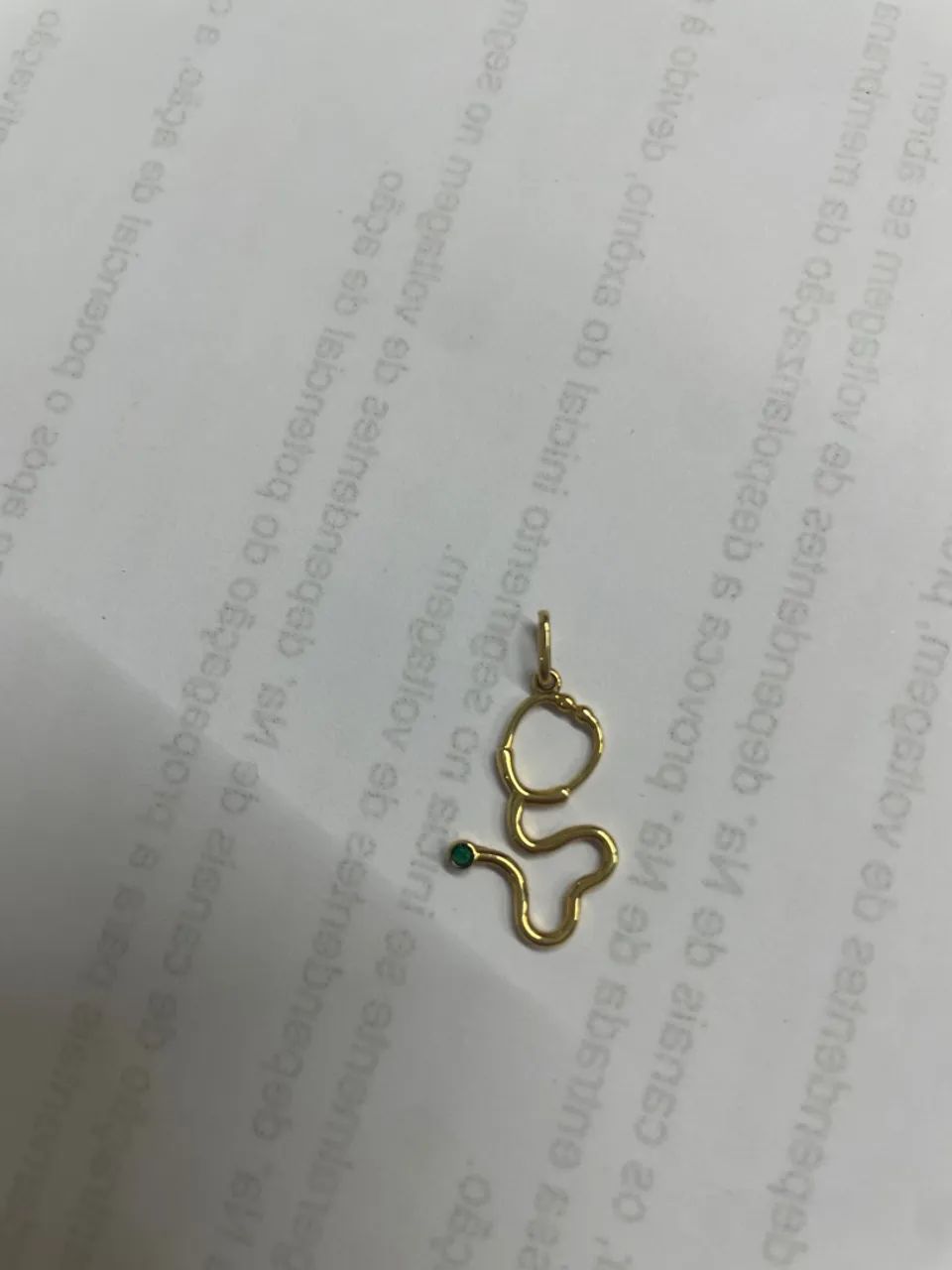 Pingente Estetoscópio Ouro 18K com Esmeralda  - Foto 2