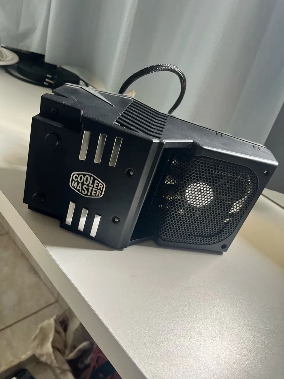 Gabinete HAF 932. Cooler master V10 - Foto 5