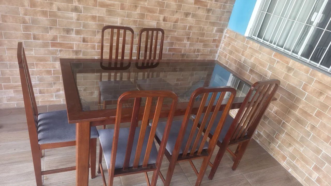 Mesa de jantar 6 cadeiras 