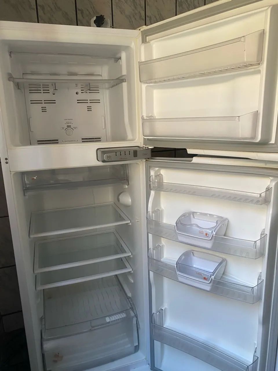 Geladeira bem conservada  - Foto 3