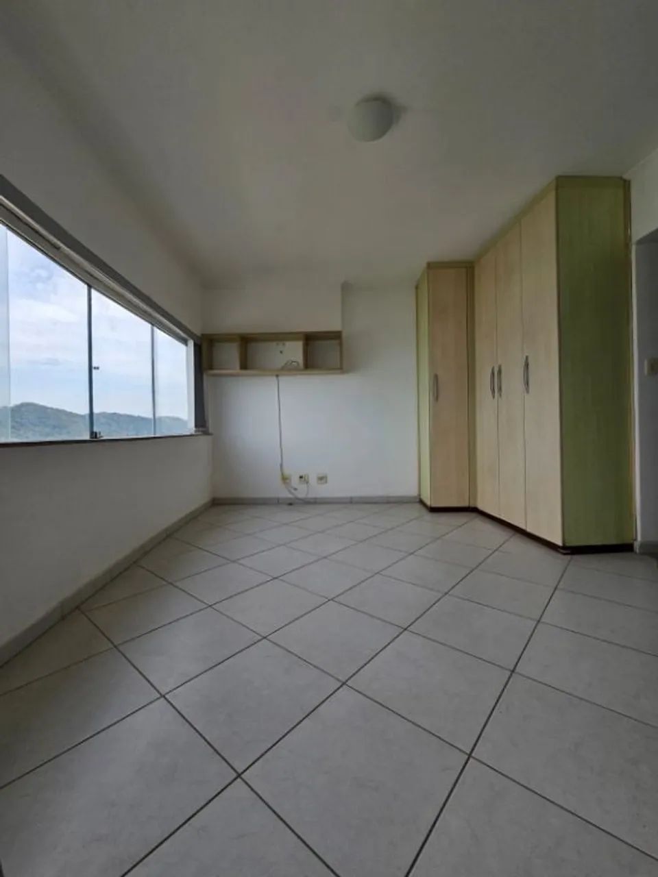 sala living de frente mar, com garagem suficiente. - Foto 2