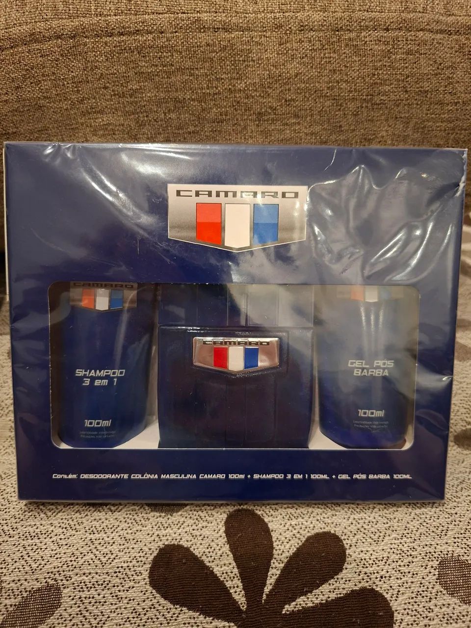 Conjunto perfume, shampo e gel pós barba
