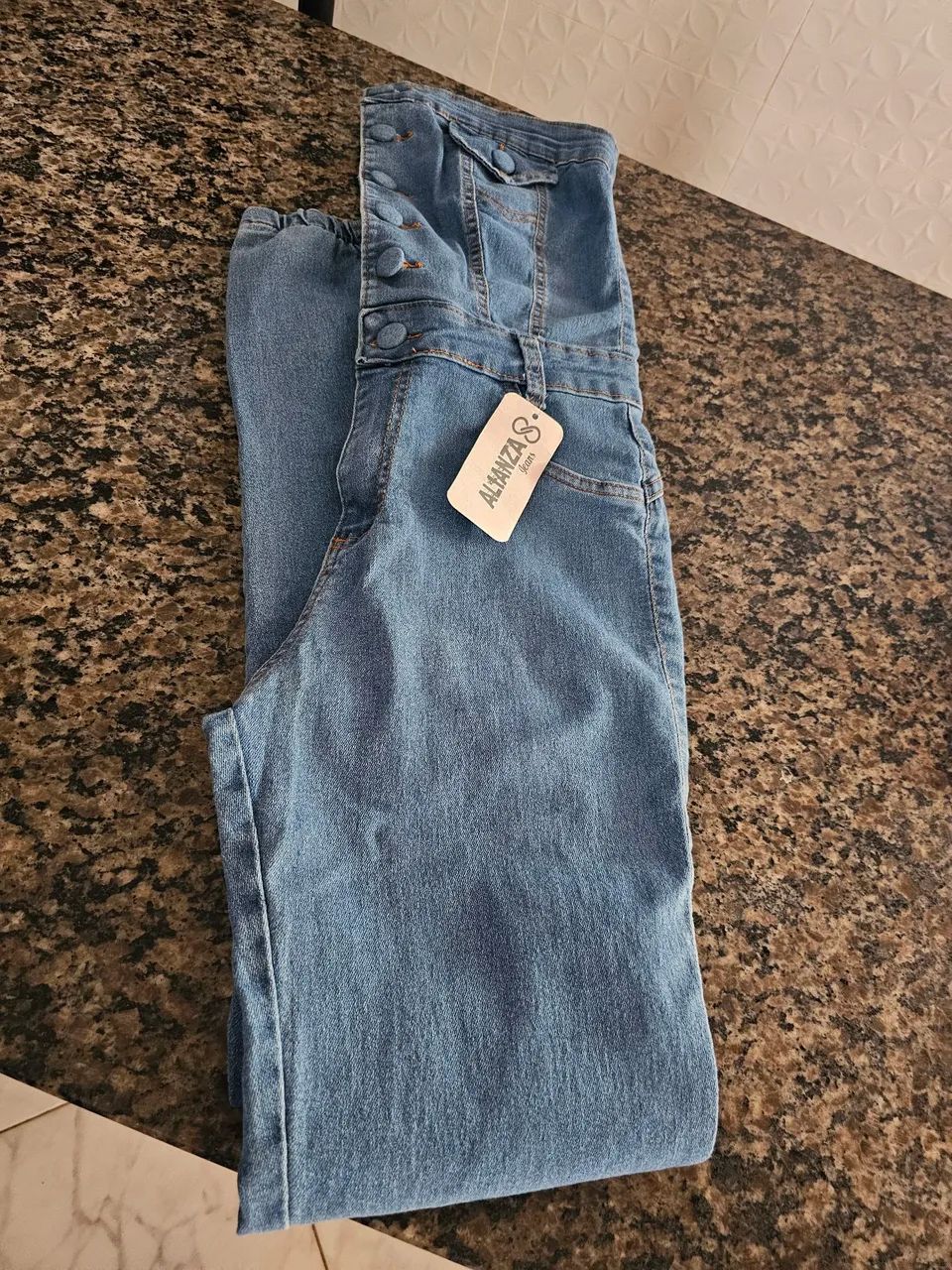 Macacão Jeans c/ lycra tomara que caia  - Foto 3