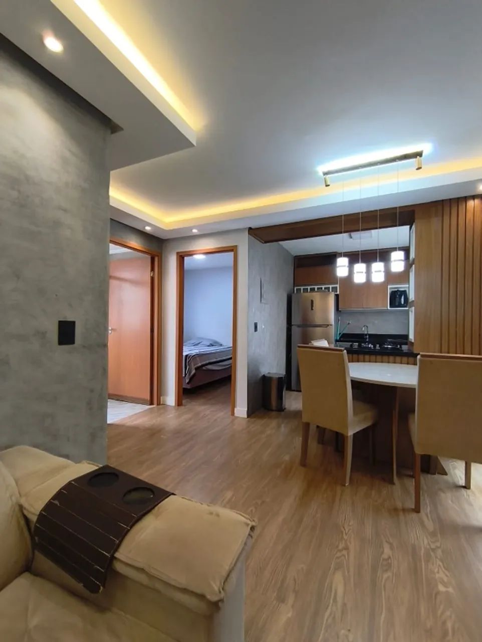 VENDE-SE APARTAMENTO SEMIMOBILIADO. - Foto 4