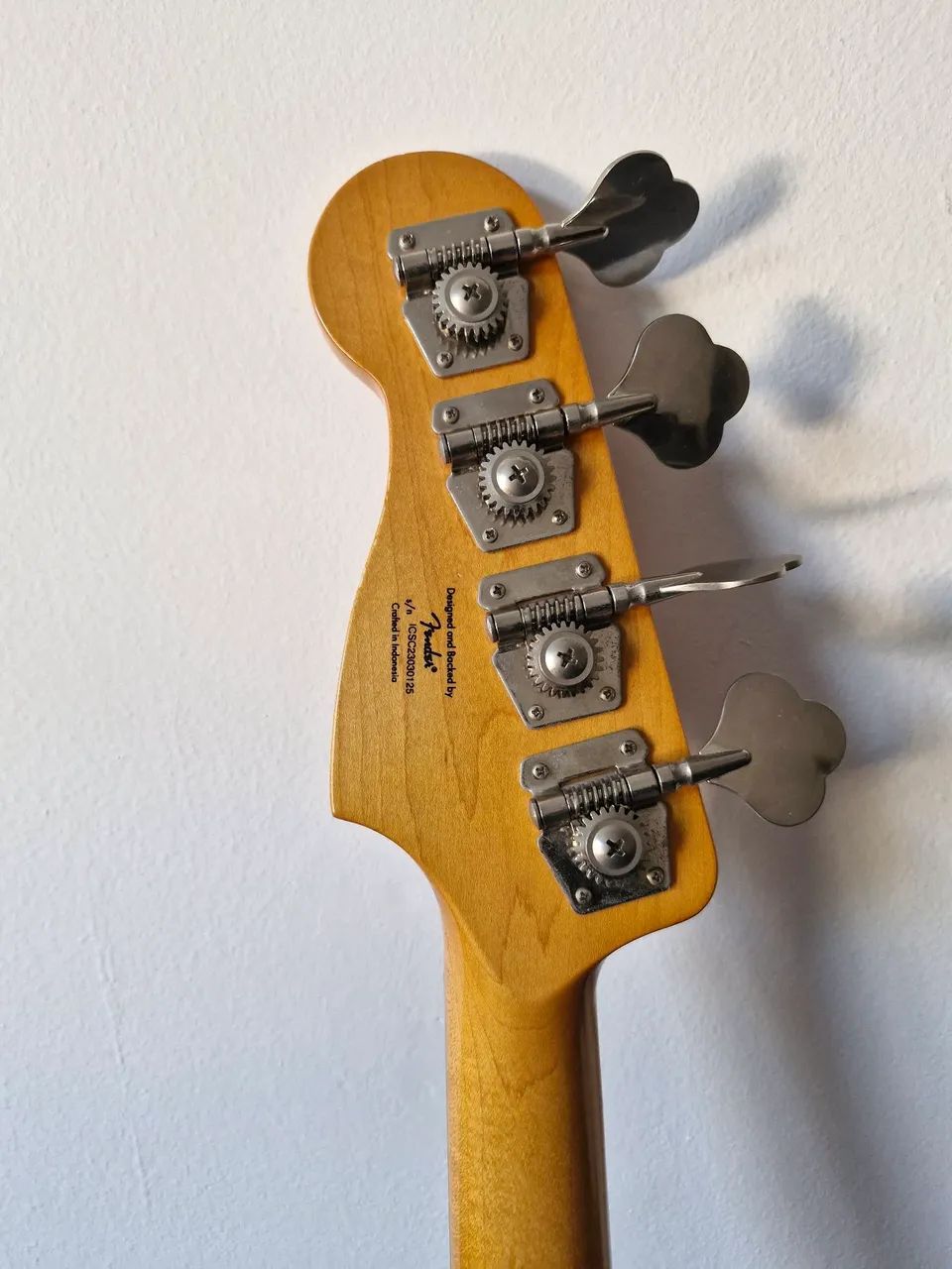 Baixo precision squier classic vibe 60's - Foto 5