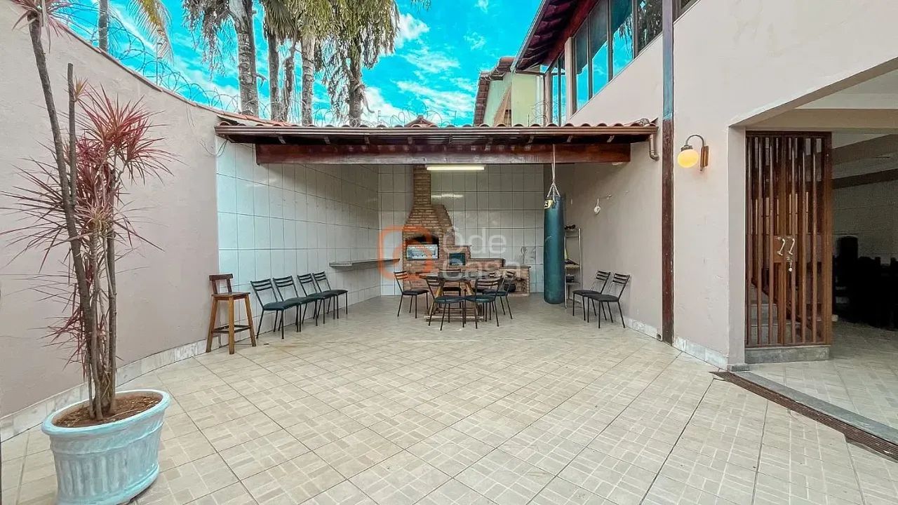 Casa com 4 quartos e espaço gourmet à venda no Letícia - Foto 2