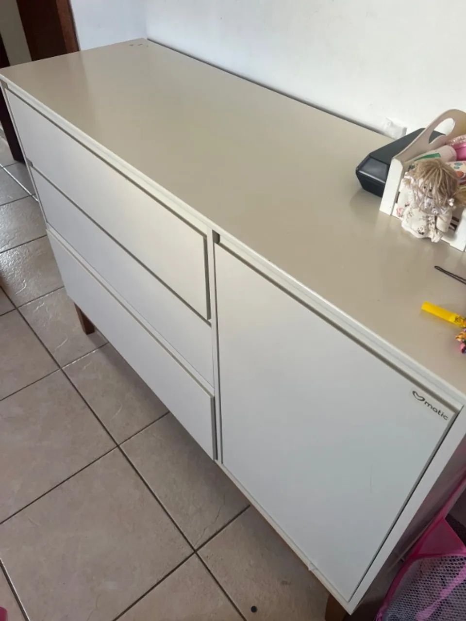 Cômoda para o quarto de bebê 