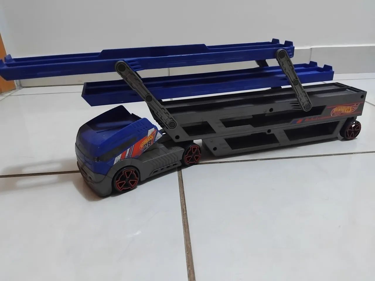 Mega Caminhão Hotwheels  - Foto 3