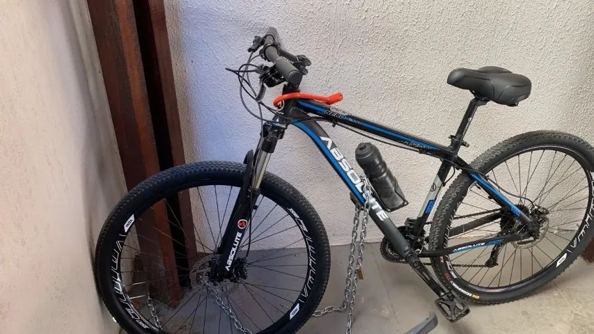 Bicicleta Absolute em Excelente estado de conservação