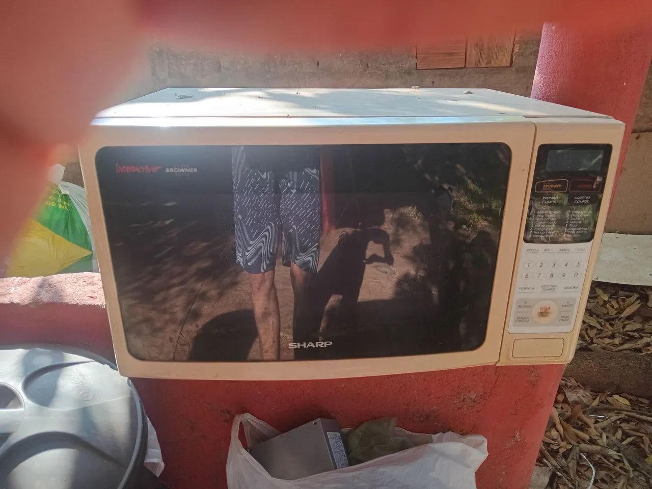 Forno-microondas sharp