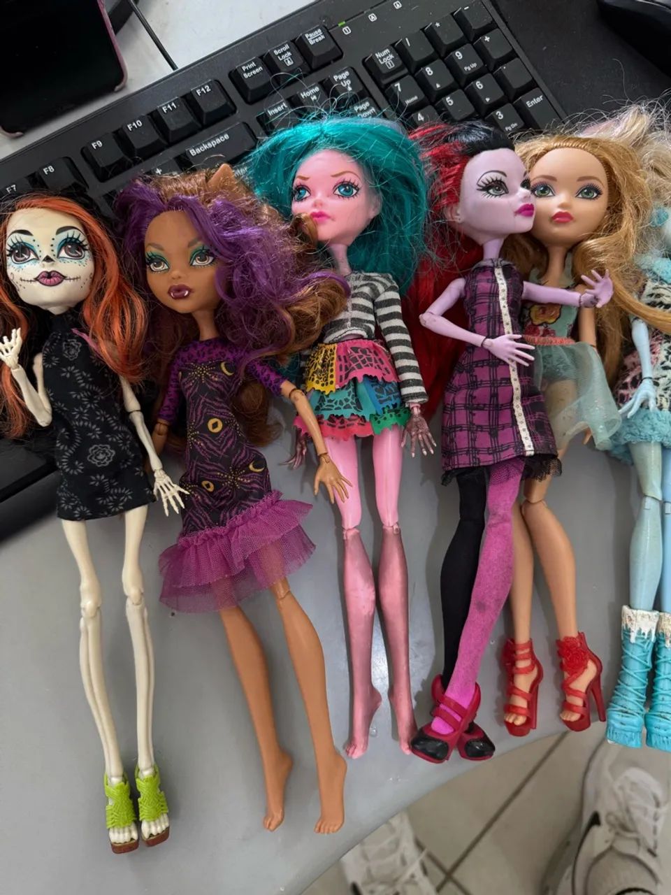 Lote 13 bonecas Monster High - Foto 4