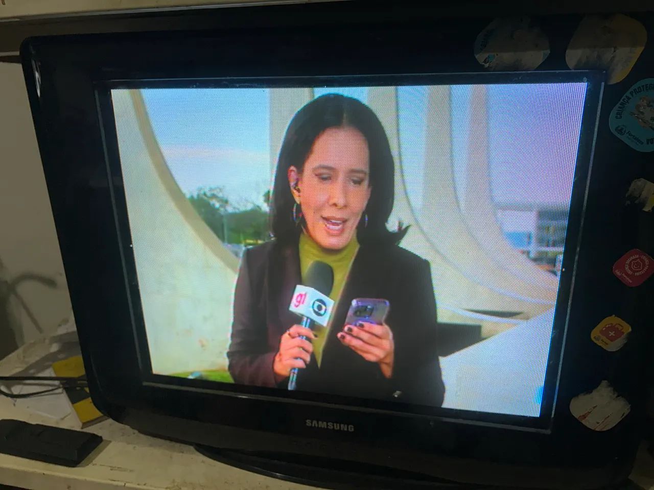 Televisão 21 polegadas 