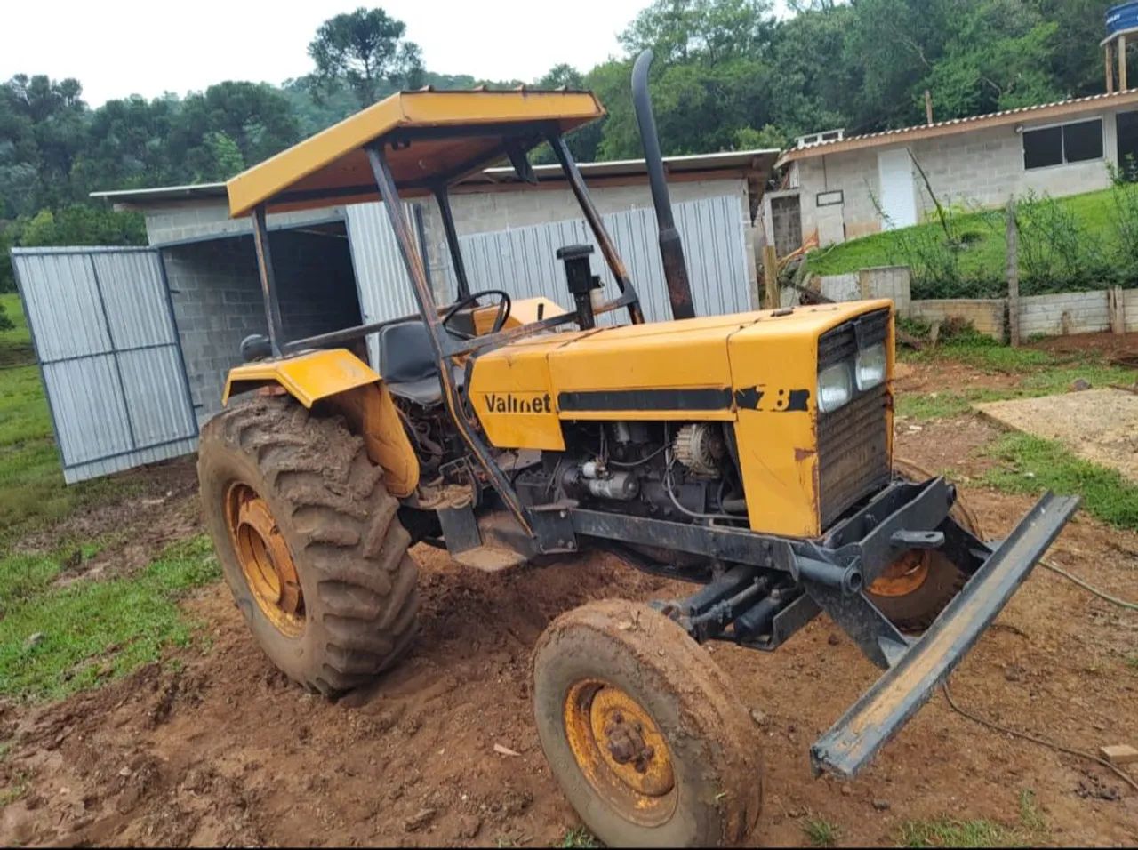 Trator  - Foto 2