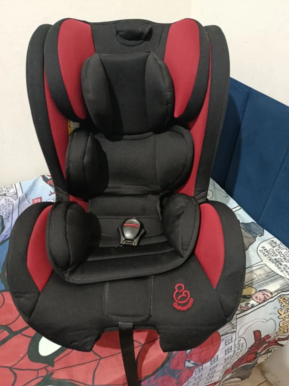 Vendo cadeirinha até 36 kilos, semi nova 