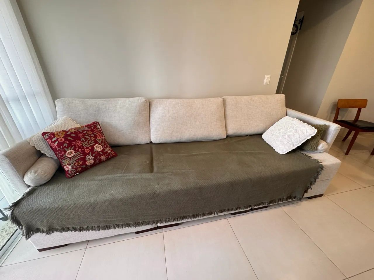Vendo sofá 3 lugares - Foto 3