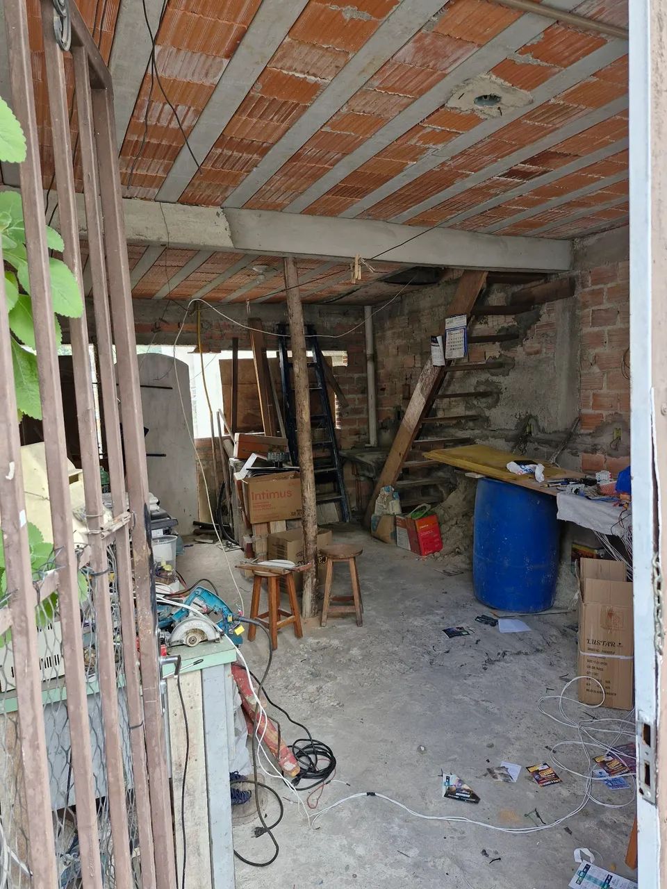 Vendo terreno 3comodos e garagem  - Foto 2