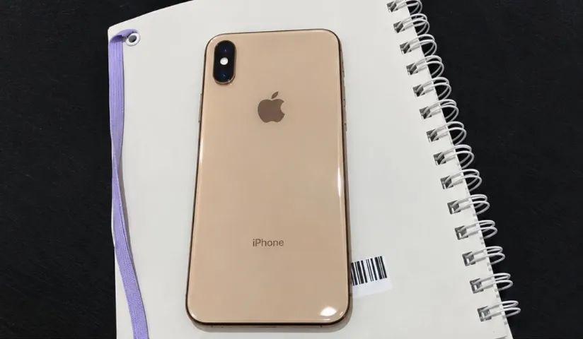 iPhone XS