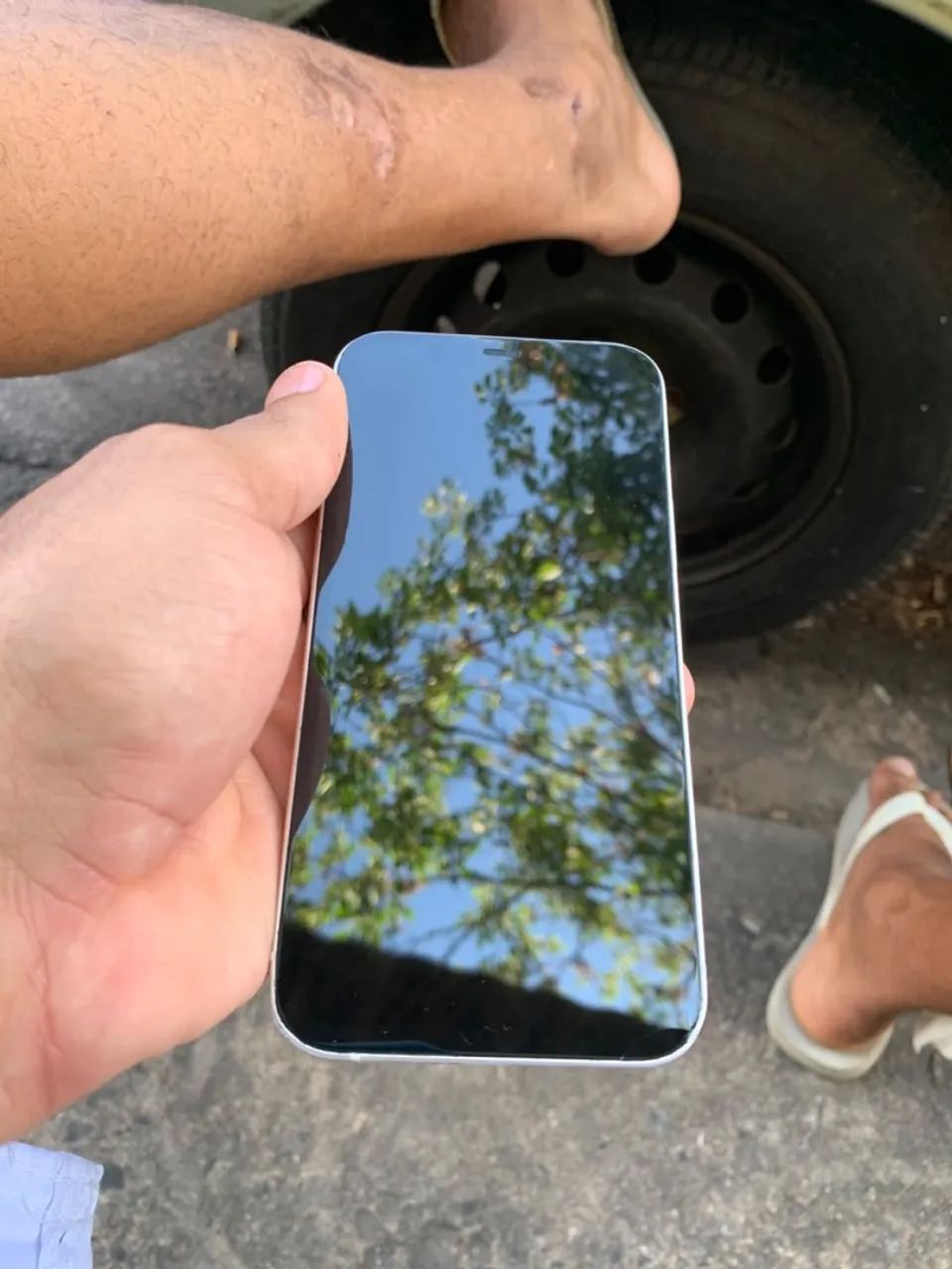 iPhone 12 normal - Foto 2