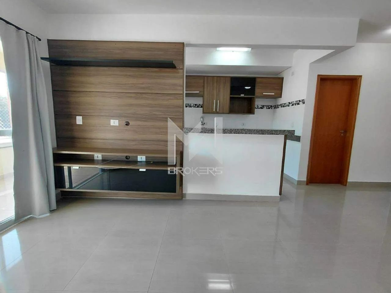Apartamento à venda no Edifício Royal Plaza em Vinhedo/SP