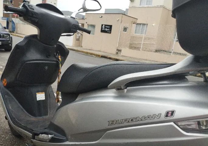 Suzuki Burgmam 125i 2012/2013 - Foto 2