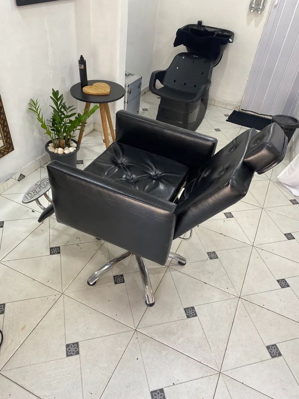 Cadeira para Barbearia Reclinavel Daurus  - Foto 3