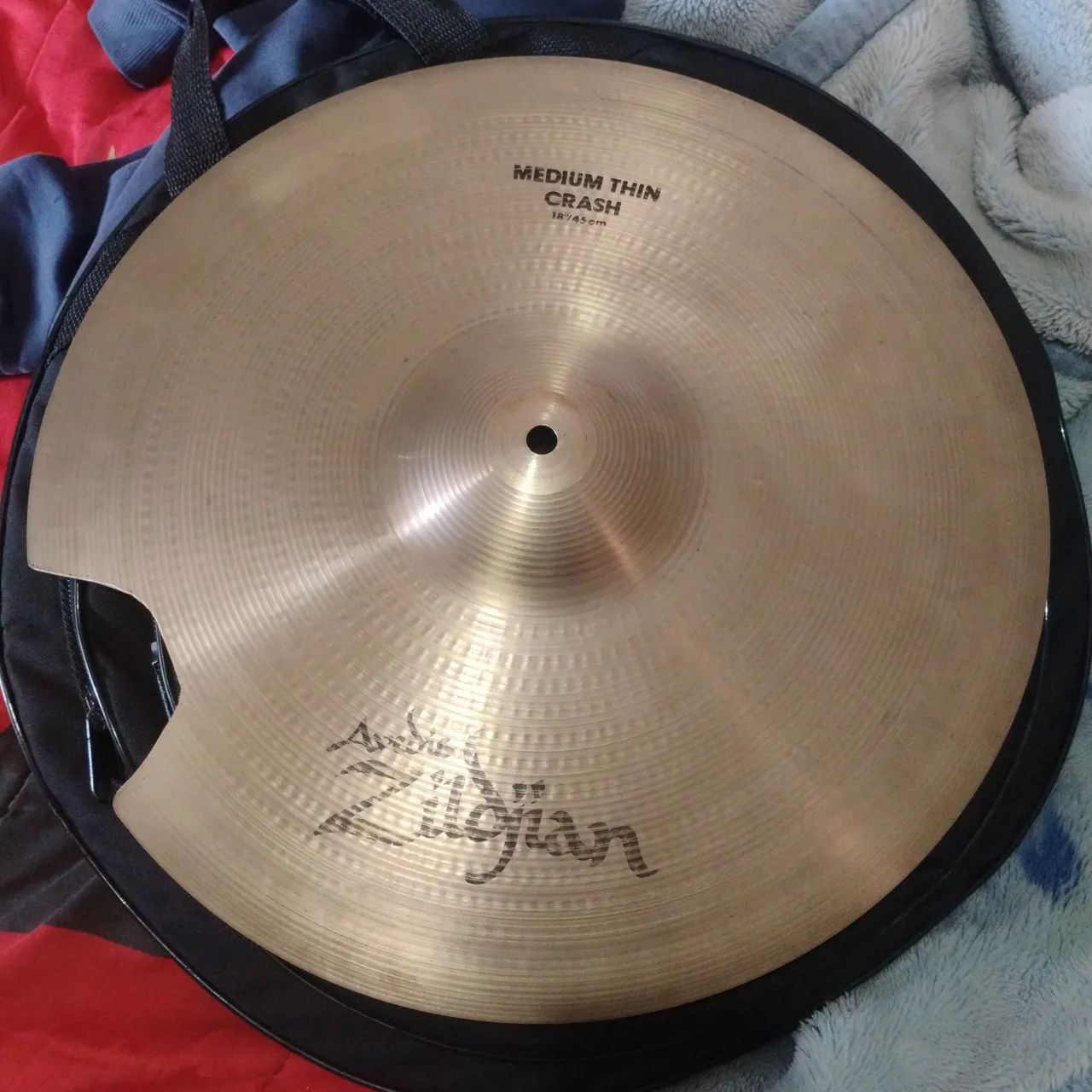 Zildjian Avedis B20 Medium Thin Crash 18 polegadas  - Foto 3