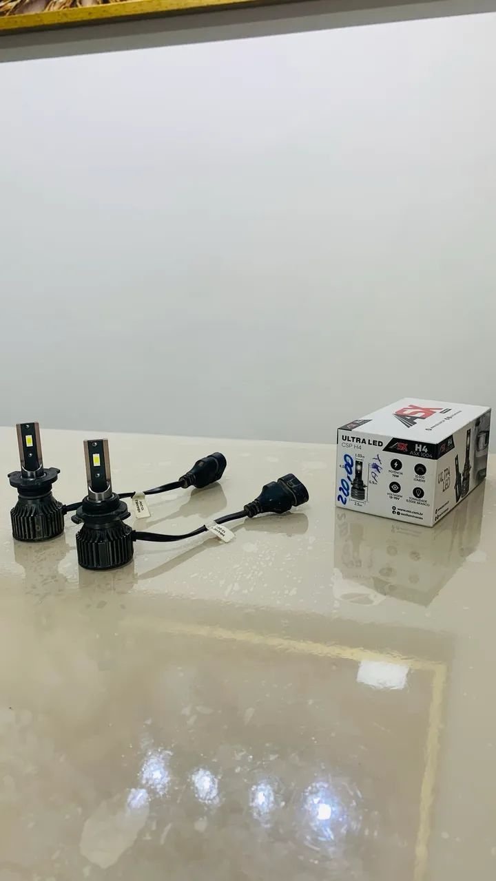 Farol de led para carro marca ASX h4