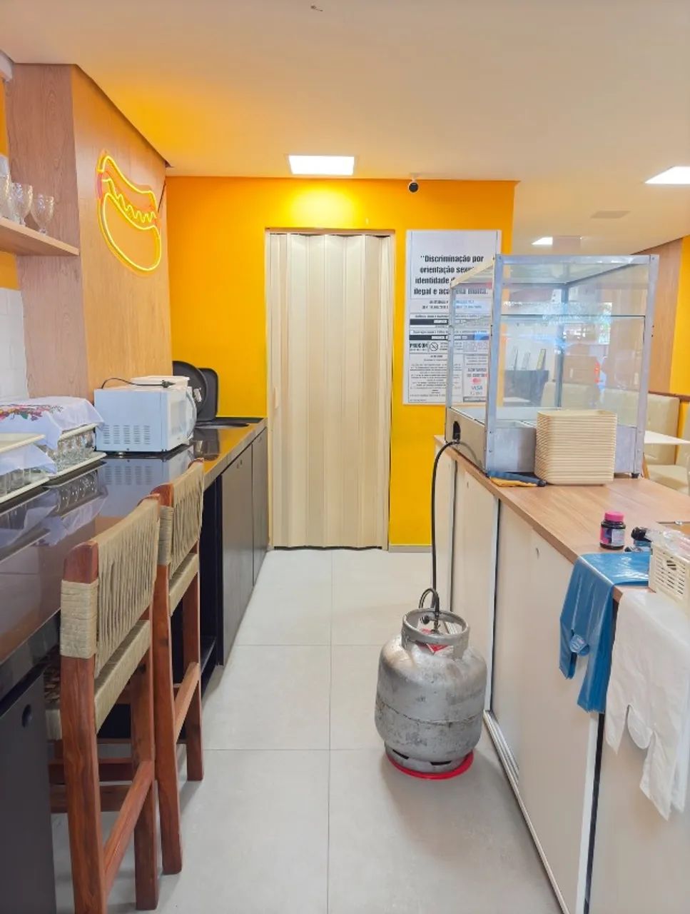 Aluguel de sala equipada valor incluso condômino ( água )  - Foto 3