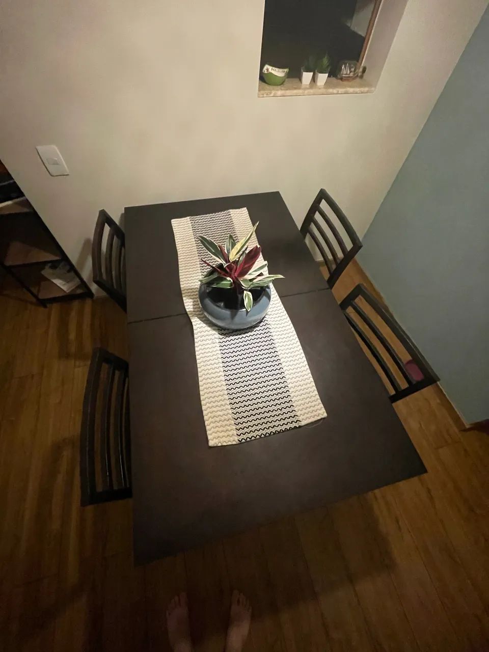 Mesa extensível 4 a 8 lugares + 4 cadeiras - Foto 5