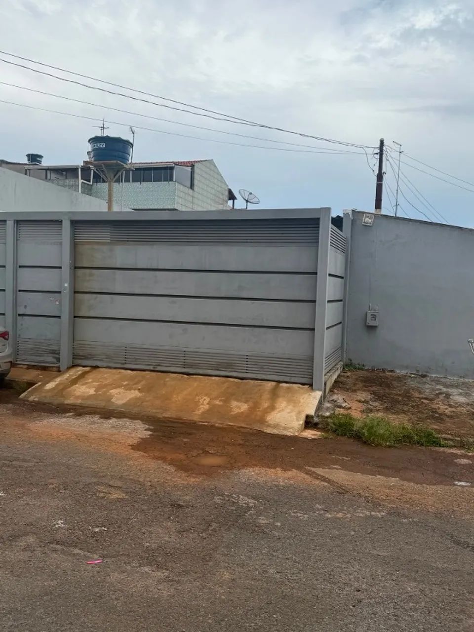 CASA COM 03 QUARTOS SUITE  - QD 105 | RECANTO DAS EMAS/DF