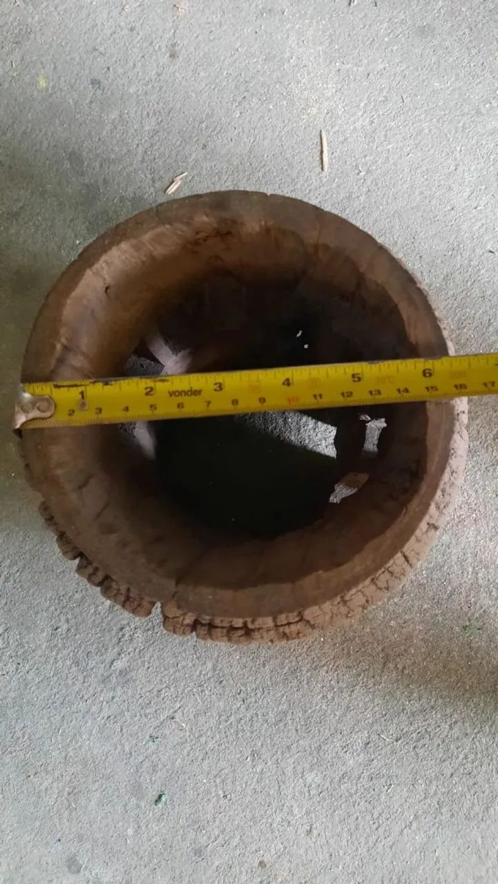 Miolo / Cubo de Roda de Carroça Antiga - Peça Rústica - Foto 3