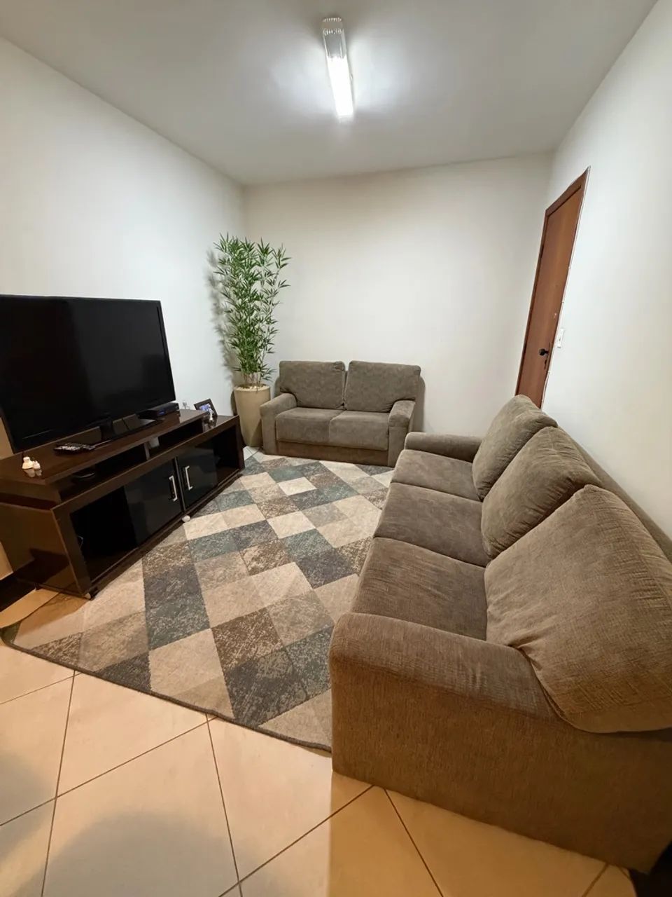 Sofá 2 e 3 lugares - Foto 2