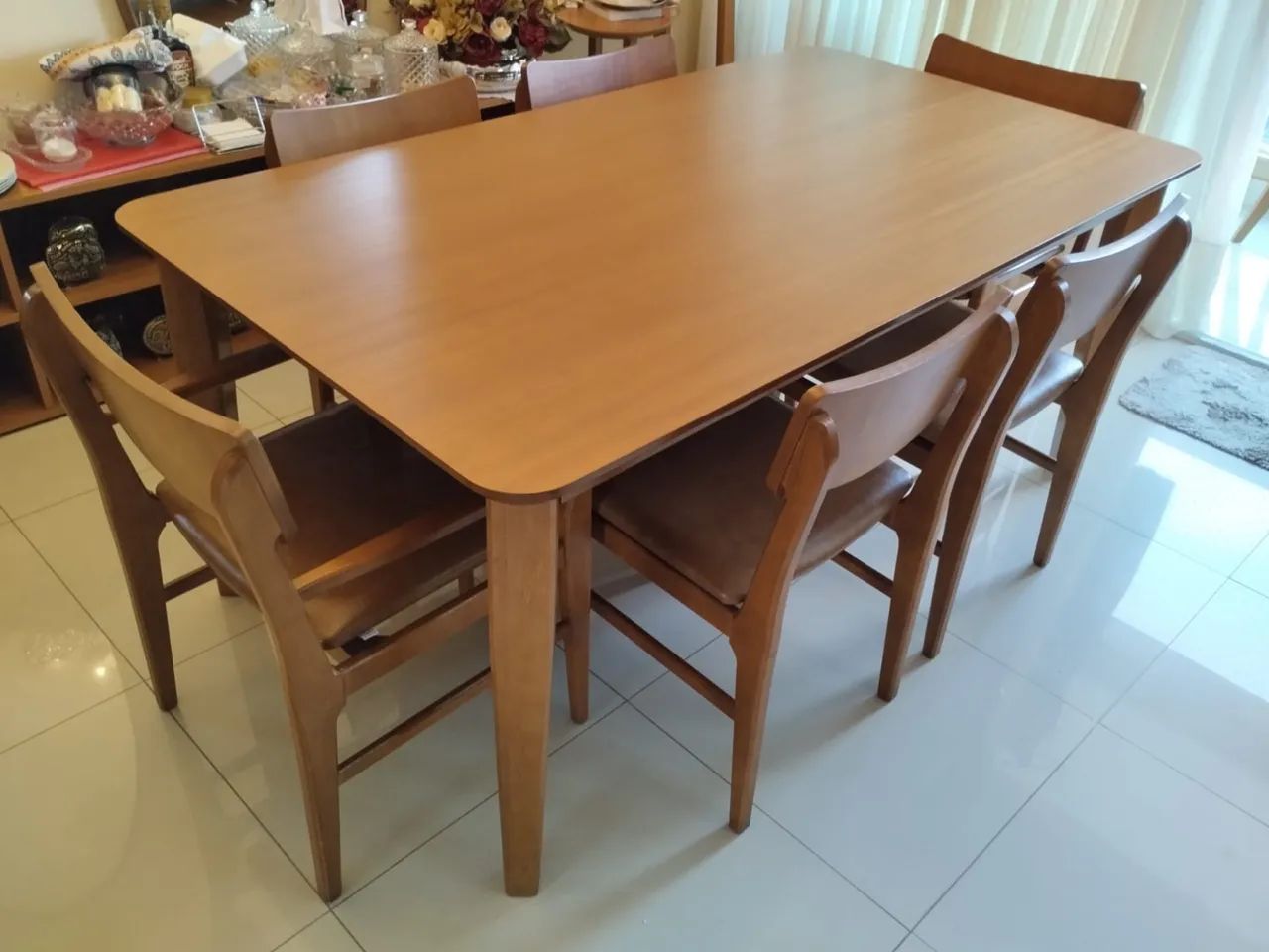 Conjunto mesa de jantar 
