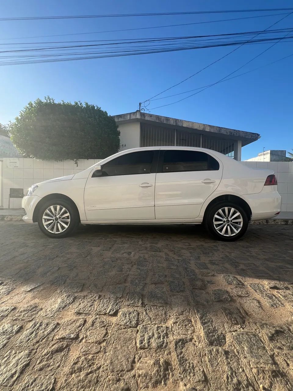 Volkswagen Voyage VOYAGE 1.6/1.6 City Mi Total Flex 8V 4p 2014