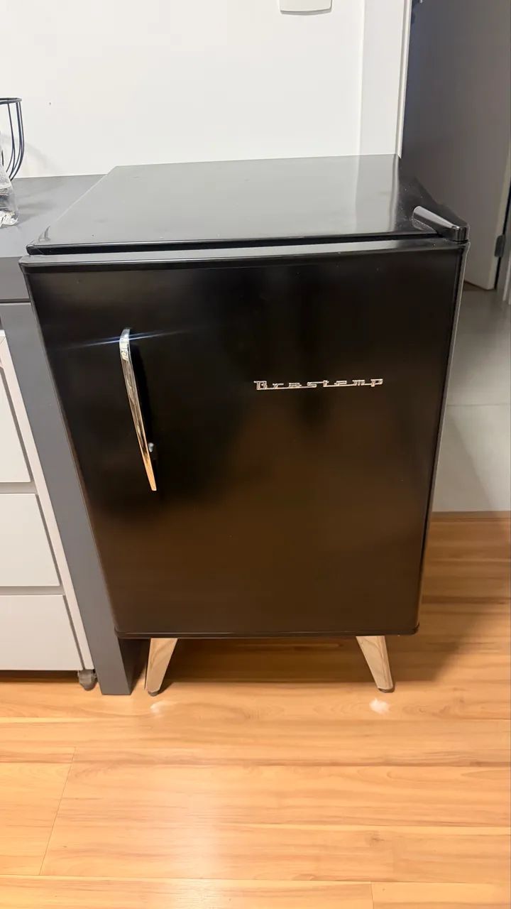 Frigobar retrô Brastemp 