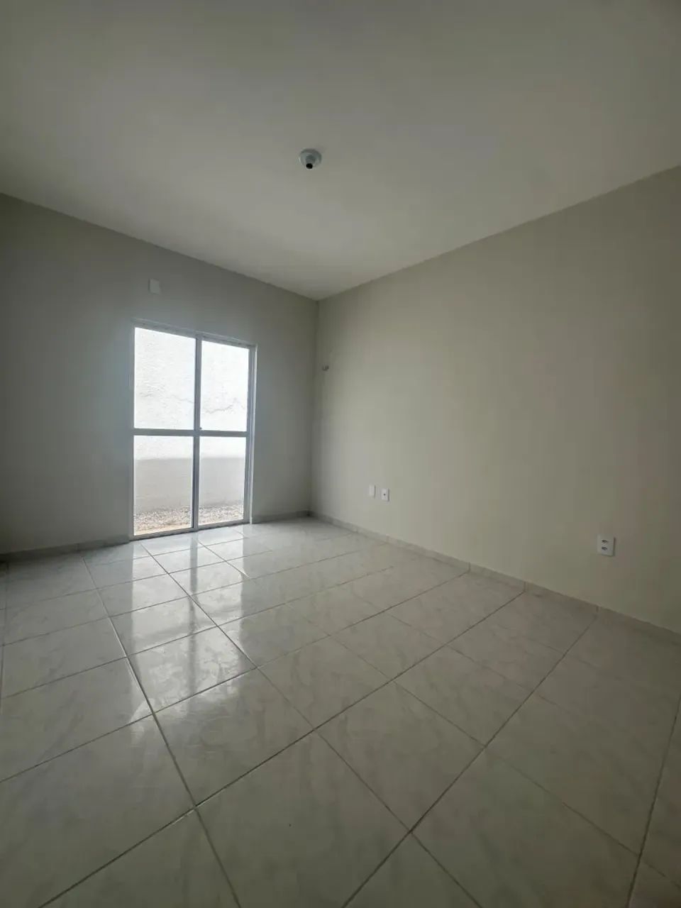 CASA COM 2 QUARTOS - POR R$ 210.000,00 - Foto 4