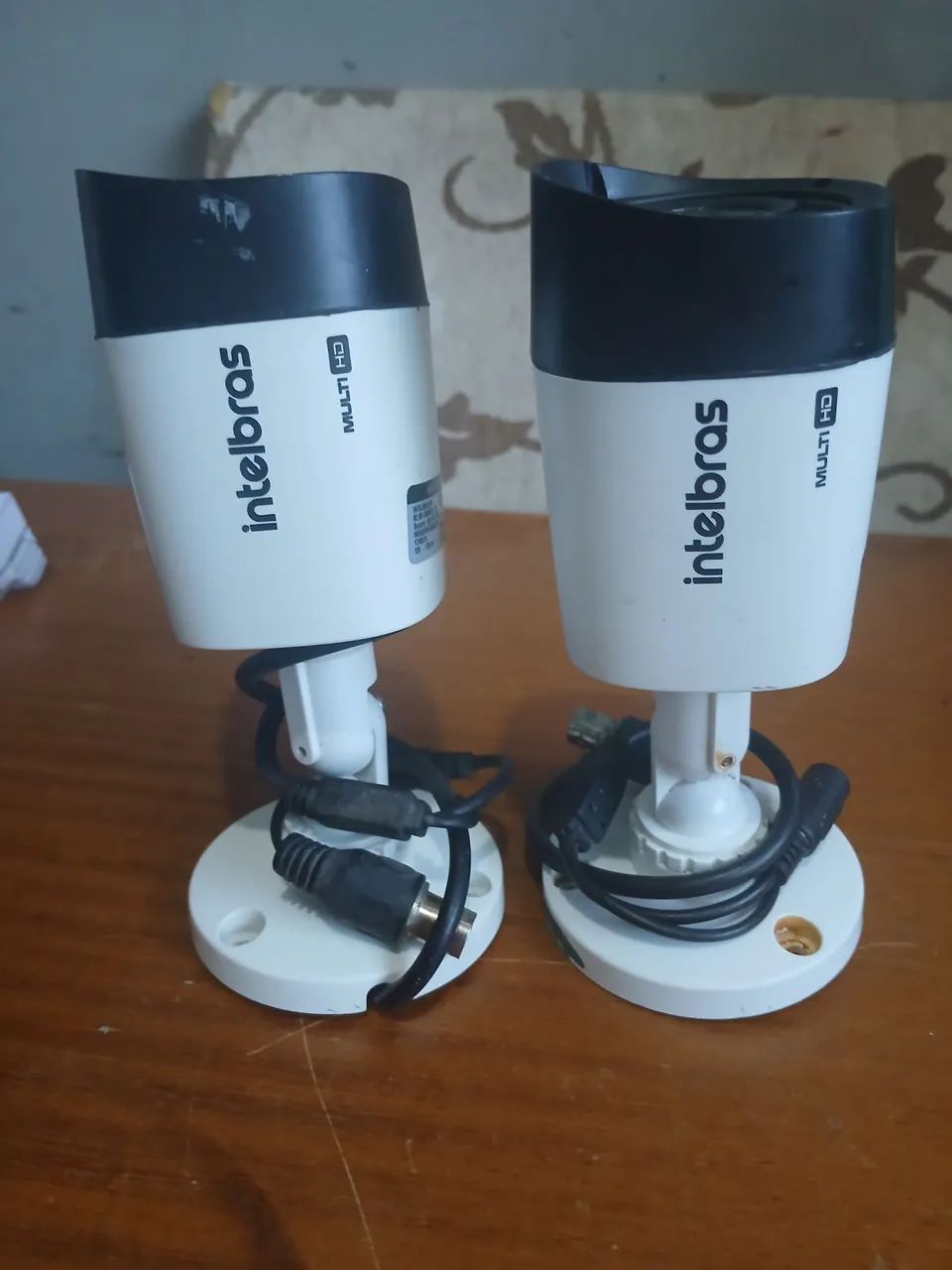 2 câmeras intelbras usadas 