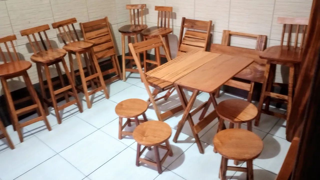 Conjunto de mesa e cadeiras  - Foto 2