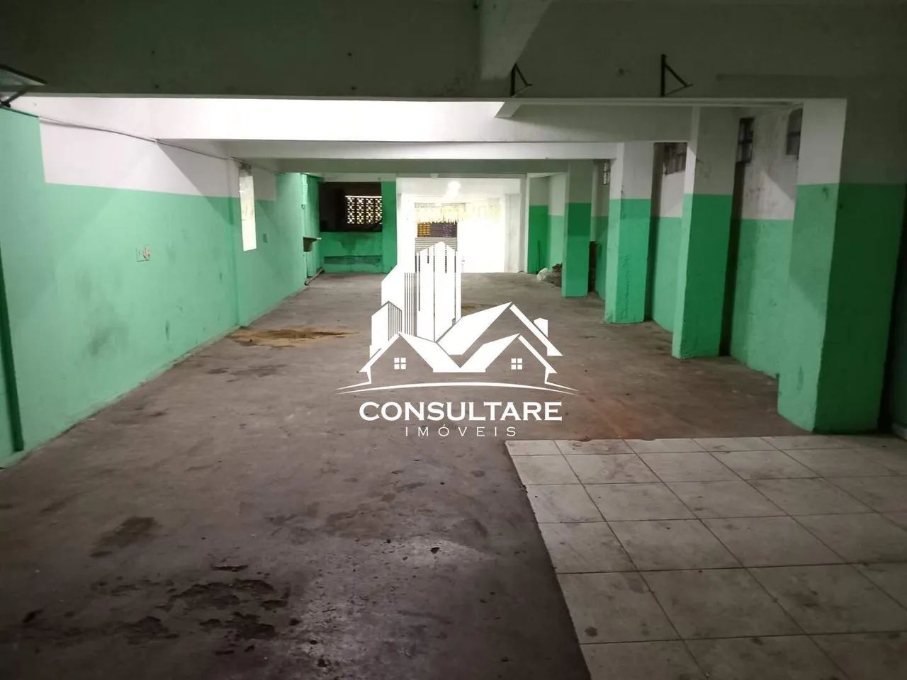 Ótima Loja à Venda no Centro de São Vicente  Ref. 4339