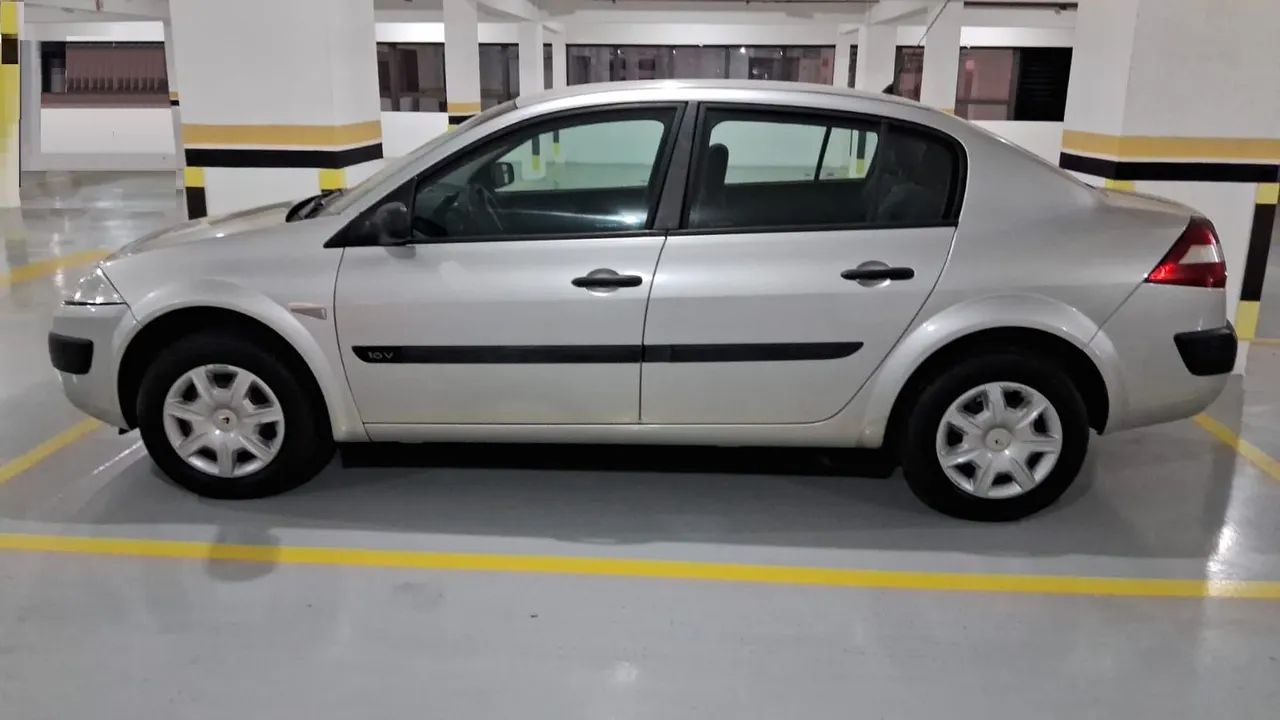 Renault Megane SEDAN EXPRESSION HI-FLEX 1.6 16V 2009
