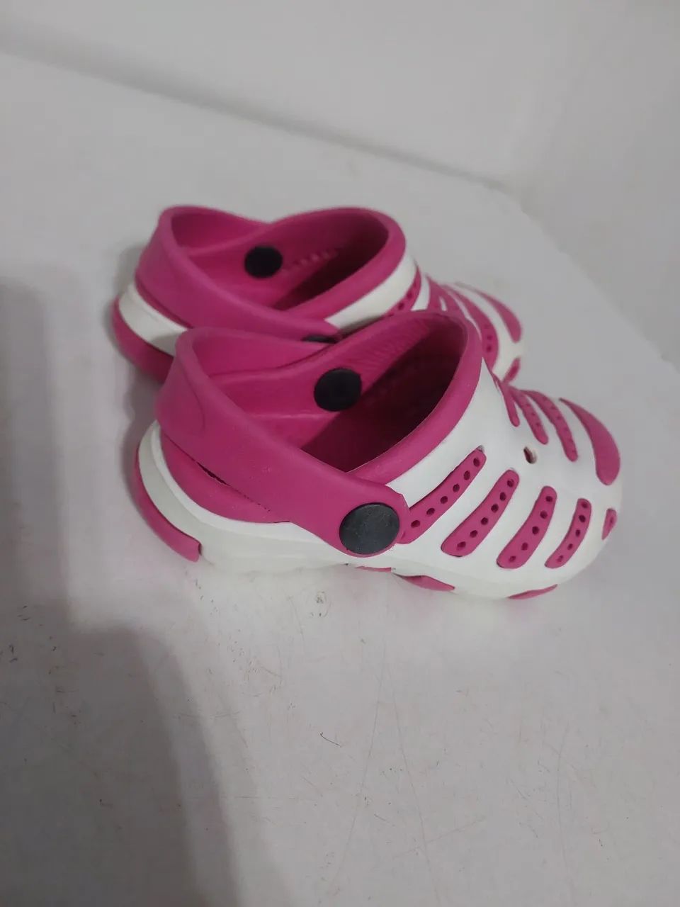 Chinelo crocs bebê  - Foto 4