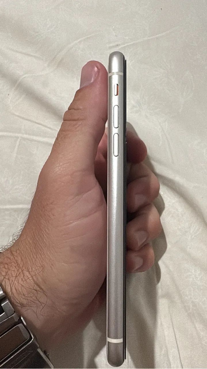 iPhone 11 128GB - Foto 2