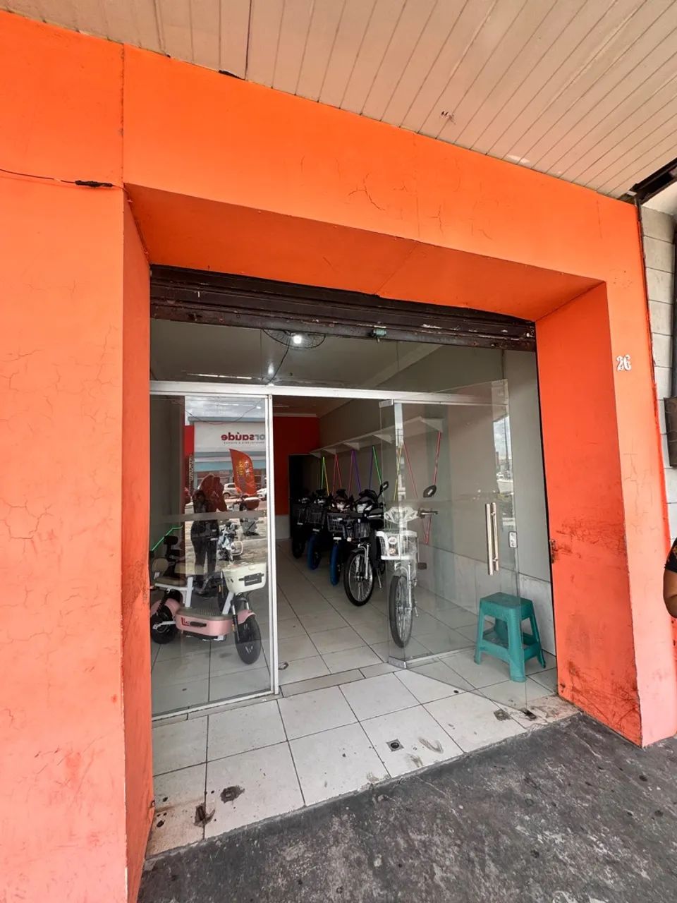 ALUGO LOJA TÉRREA NA AUGUSTO MONTENEGRO 