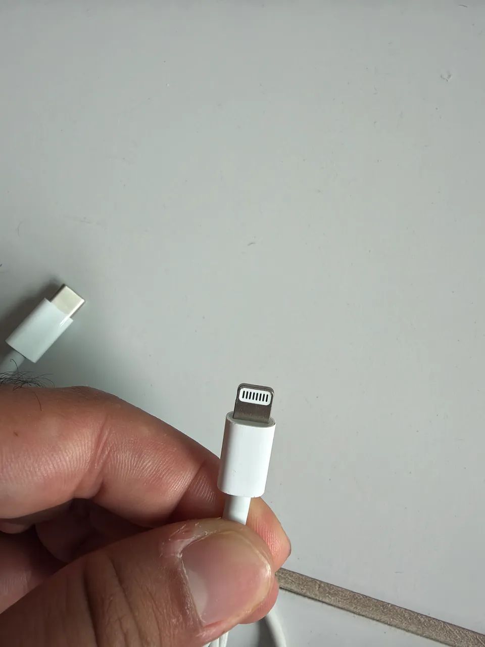Cabo USB-C para Lightning ORIGINAL APPLE 2,0 metros - Foto 3