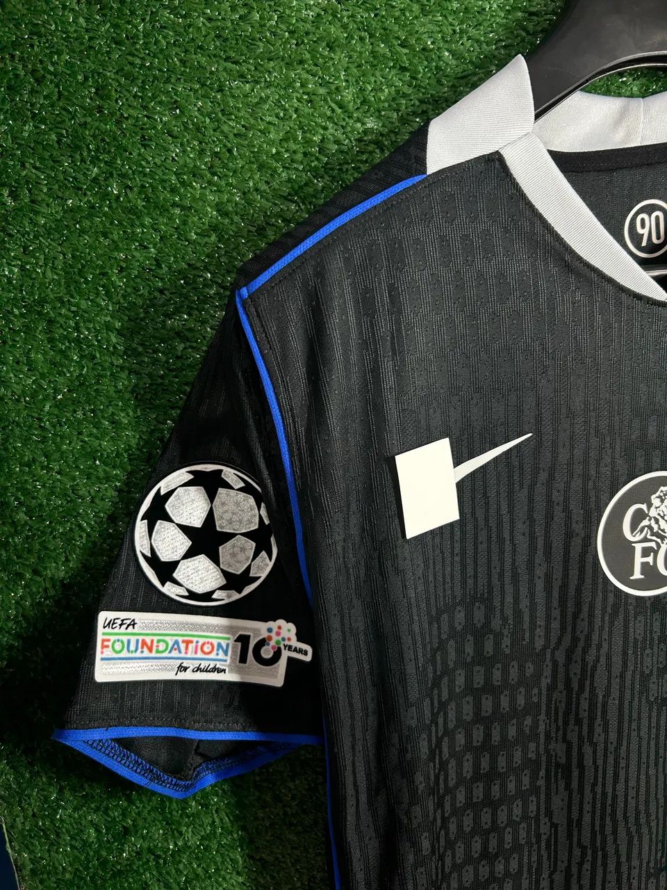 Camisa modelo jogador chelsea palmer - Foto 5