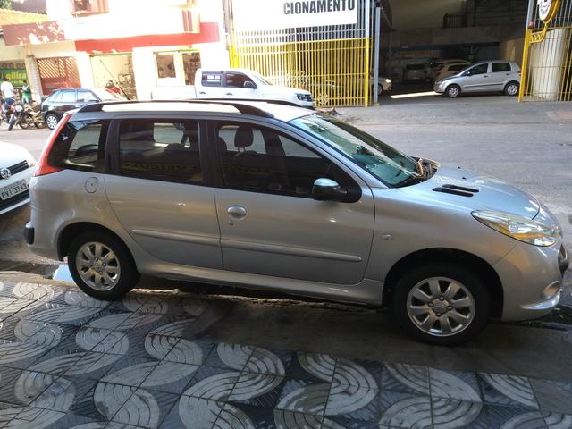 Peugeot 207 1.4 XR 2011 (8 válvulas)